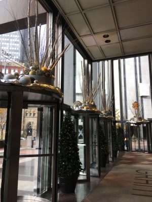 Holiday Decorating - Trees, Lights, Decorations for Businesses